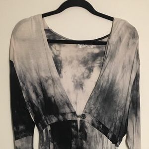 J Valdi Luxury beach cover up